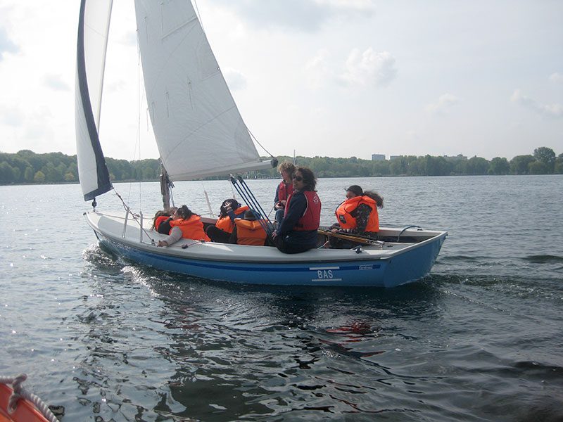 Zeilen met stichting PLONS op de Kralingse plas